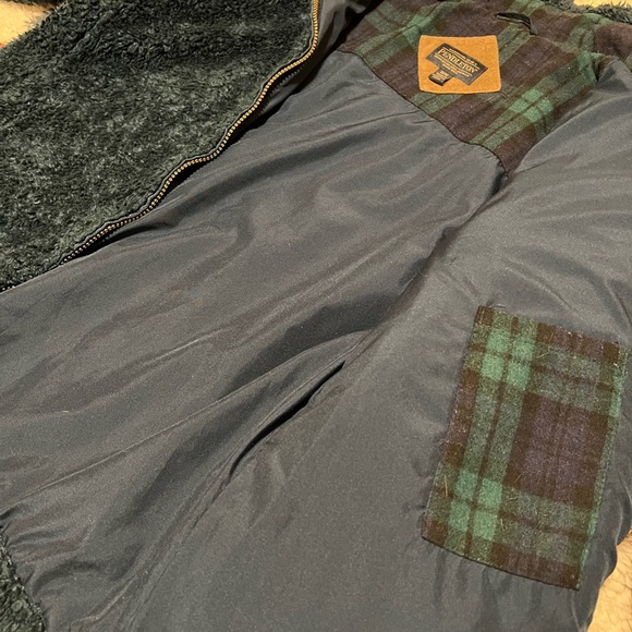 Pendleton Womens Fuzzy Zip Up Jacket - Picture 6 of 6